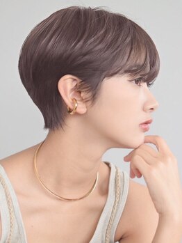 ヌードカラー(NUDE COLOR)の写真/可愛いショートから大人キレイまで自在に提案!女性らしい丸み、くびれを実現、バッサリ変身系もおまかせ♪
