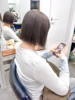 ミラ 新宿(MILA)&nbsp;ウェーブミディアム似合わせカットメルティカラーショート/新宿