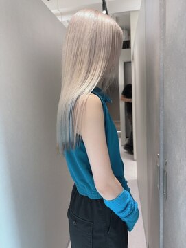 ヴィヴィー 福岡天神店(VIVIE) ブリーチ+カラー