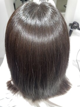 フク(FUKU) 縮毛矯正でここまでツヤツヤ＆サラサラに