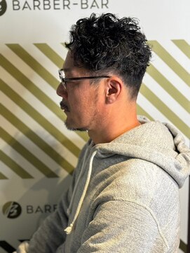 バーバーバー アカバネ(BARBER-BAR AKABANE) 大人の男のダンディパーマ×アップバング 無造作/ビジネスマン#2