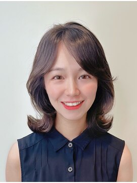 ミズチャーム(Ms.CHARM) くびれミディー/顔周りレイヤーカット/小顔カット