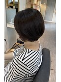 ウェイト低めショートボブスタイル☆