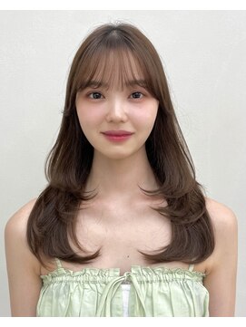 オーラ オモテサンドウ(Aura omotesando) 透明感カラー×似合わせレイヤーカット