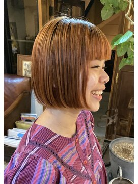 ヘルベチカ・ヘア(Helvetica hair) ミニボブ/ボブ/前髪あり/オレンジカラー/オレンジベージュ