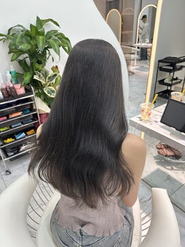 ロンドルピナス 小倉(Lond Lupinus) ミディアムヘア暗めカラー/デザインカラー/フェイスフレーミング