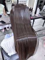 キャリー(Caly)&nbsp;ブリーチ/韓国風/髪質改善/縮毛矯正/レイヤー/バレイヤージュ