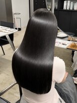 トゥエル バイ ディプティモイラ(tuelu by dipty MOILA)&nbsp;黒髪ツヤツヤストレート