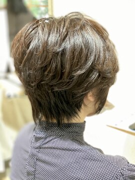 ティーズピーク(ty s peak) 前下がりグラデーションスタイル