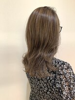 アングゥ ウル(ungu ul)&nbsp;ハイライトカラー/ベージュカラー/レイヤースタイル