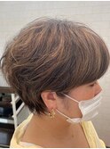 白髪ぼかしハイライト&くせ毛を活かしたパーマ