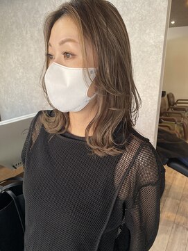 ミニム ヘアー(minim hair) 【minim×日比】ミディアムレイヤー×ミルクティハイライト