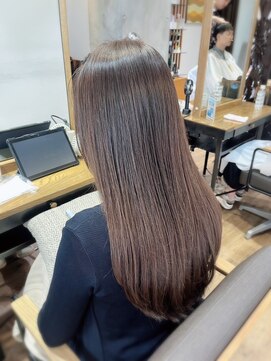 ヘアリゾート粋 新宿三丁目本店 酸熱トリートメント/アッシュカラー/アッシュベージュ/艶髪