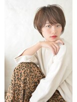 ラニウ(La Niu)&nbsp;フェミニンショート×透明感溢れるシルキーベージュ