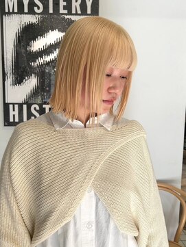 ヲタク 渋谷 代官山 恵比寿(wotaku.) ブロンドベージュハイトーントリプルカラーケアブリーチミニボブ