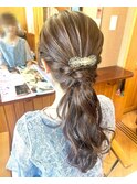 結婚式お呼ばれ　ねじりローポニー