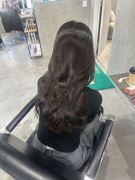 ラック(LUCK) ダークグレー/船橋/くすみベージュ/細めハイライト