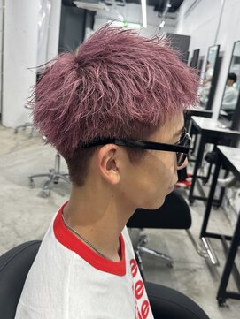 ピンクベージュスパイキーショート