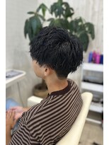 コレロ ヘアー(KORERO hair)&nbsp;メンズに大人気、シャドウパーマ