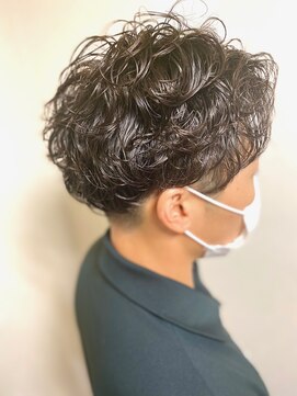 コワフュール ル ボア(Coiffure le bois) メンズパーマ