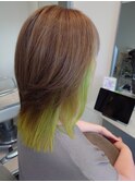 蛍光グリーンからイエローのグラデーションのインナーカラー