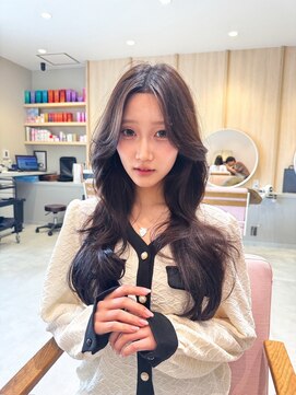 ベル 流山おおたかの森(BELLE) ロングレイヤーカットダークグレー@revo_ishida[おおたかの森駅]