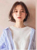 ミー 岡崎(mii)&nbsp;ぱっつん外はねボブ