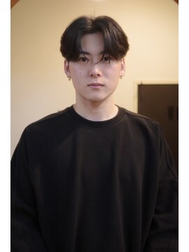 エディ(Edy) メンズセンターパートコンマバングケアパーマ韓国ヘアカルマヘア