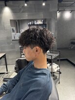 スタッド 松戸(stud. Men‘s)&nbsp;大人の縦落ちツイスパ！