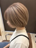 ブランシェ 春日井市民病院前店(BRANCHE)&nbsp;柔らかベージュ×ミニボブ｜ブリーチカラー