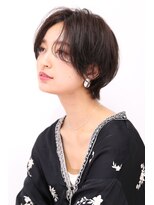 クラッチ ユニ(CLUTCH uni)&nbsp;ニュアンスウェーブくびれショート