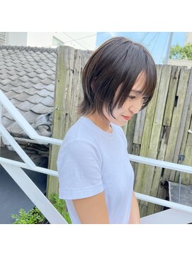 ミント(mint) ウルフヘア/ショートウルフ/オリーブグレージュ