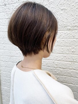 モリオ フロム ロンドン 成増店 【morio成増/玉井】くびれショート　インナーカラー