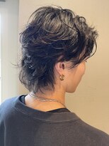 アールハーツ 峰店(R-HEARTS)&nbsp;センター分けウルフにゆったりパーマ　　　[栃木/宇都宮]