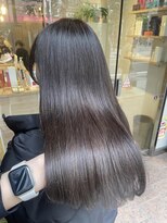 リタ(rita.) まつだてみすず☆ブリーチなしプラチナグレージュ