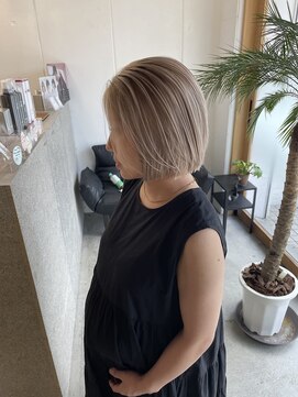 キング 高槻(K!ng) 縮毛矯正髪質改善ハイライトレイヤーカット高槻美容室エクステ