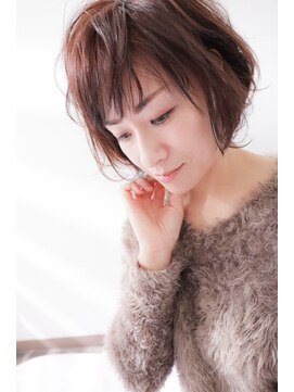 チャンドット(chan.) ≪chan.≫ミセス・うる艶カラーボブスタイル