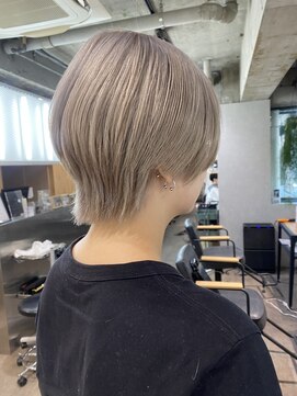 ゼスト クレス(ZEST Cres) 【立川CRES仲丸】ミルクティグレージュ