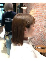 オーガニック アトリエ 大宮(organic+atelier)&nbsp;20代30代艶感ストレート髪質改善カラーミルクティーベージュ