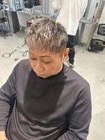 メンズサロン キング 心斎橋店(Men’s salon K!ng) ホワイトメッシュ/ツイスト/ツイスパ/パーマ/メンズ/眉毛/心斎橋