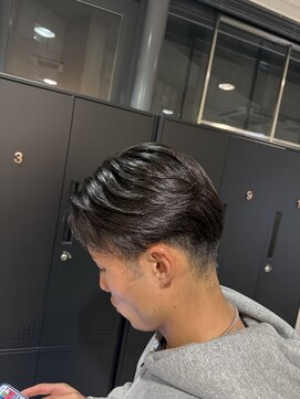 アウラ(AURA) 曲がる縮毛矯正メンズカットニュアンスパーマ毛流れパーマ