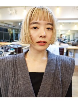 ピープル コモンズ(people commons) リップラインボブ　ブロンドボブ