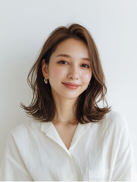 e.m.a プレミアムビューティーサロン 栄駅店(e.m.a PREMIUM BEAUTY SALON) レイヤーカット/イメチェン/外ハネボブ/美髪/ワイドバング/髪型