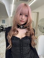 ナナ(NANA) レイヤーカット/ウルフカット/ホワイトブロンド/外ハネボブ/美髪