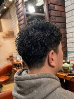 ヘアメイク フレンシア(hair make flencia)&nbsp;黒髪ツーブロックスパイラルパーマ【403スタイル】