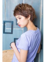 タイズ(ties) スタイリングが簡単 大人可愛い小顔ハンサムショート
