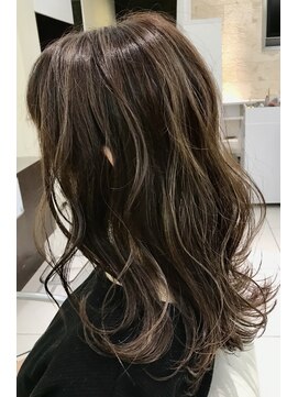 ルノン(LUNON) 【LUNON】細めハイライト ベージュカラー