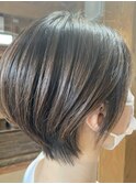 ショートボブ