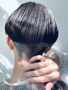 ビューティブロー ビービー(Beauty Blow B.B) サイドパートアップバングメンズカットデザインカラー