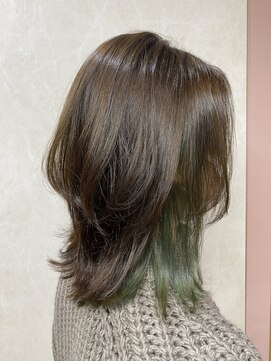 カームバイリコ 学芸大学(calm by liko) 【top stylist＊後藤 夏奈　肩はねくびレイヤー×インナー緑 】
